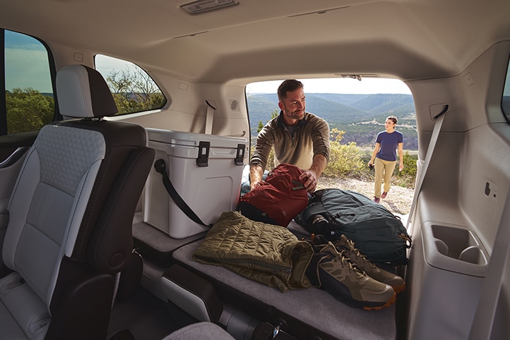 Gran espacio de cajuela de GMC Acadia 2026